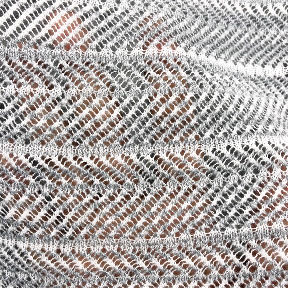 Anthropologie | Moth Gray V Neck Sweater - Picture 4 of 5